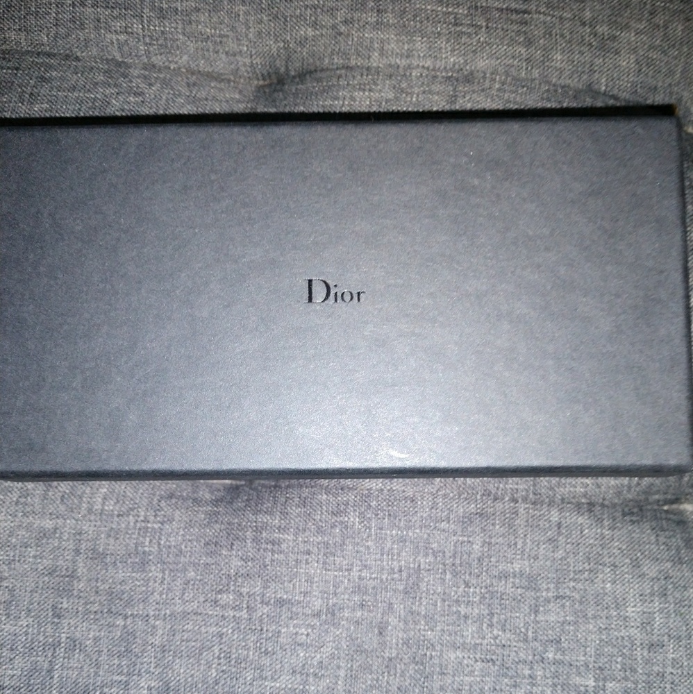 Brand New Dior Sunglasses - Picture 2 of 4